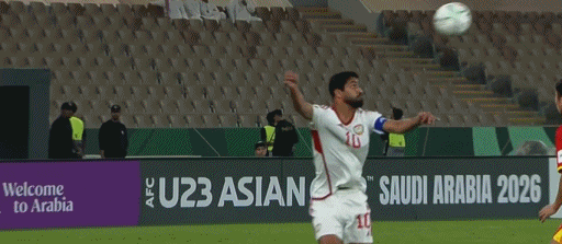 半场：U23越南1-1阿联酋U23，阮黎发、恩迪亚耶破门