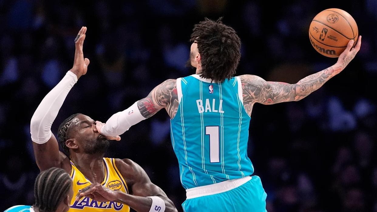 九游体育下载-大爆冷门！詹姆斯29+9，湖人完败黄蜂！东契奇39分创神迹