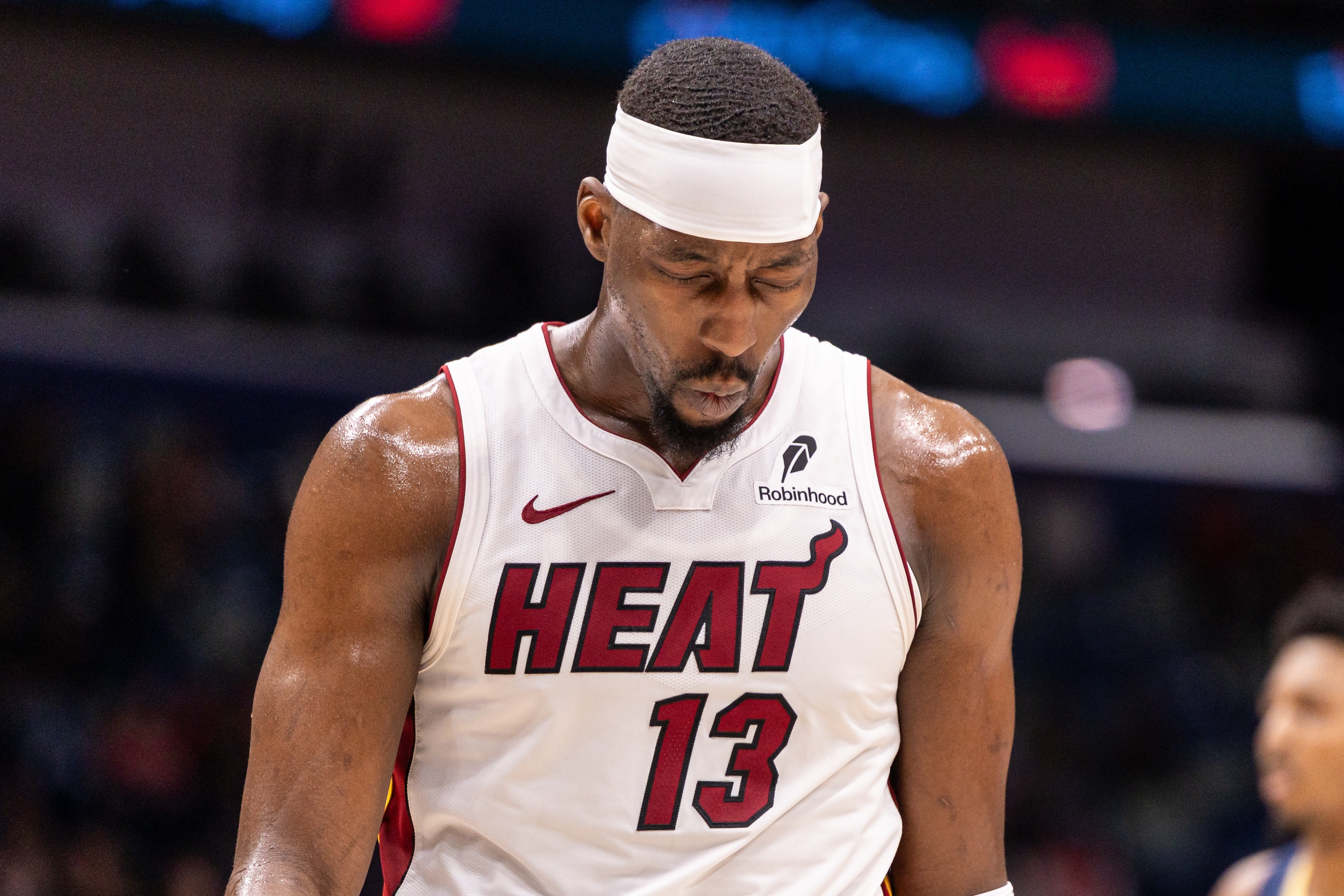 九游体育官网-阿德巴约砍至少23分9板6断 热火队已5年未出现&amp;上次也是他所创造