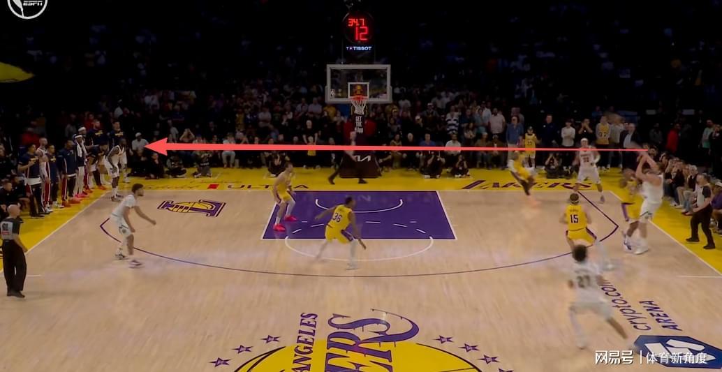 九游体育下载-卧槽！鱼跃救球+罚球扳平+加时绝杀，三巨头“完美一战”不真实！