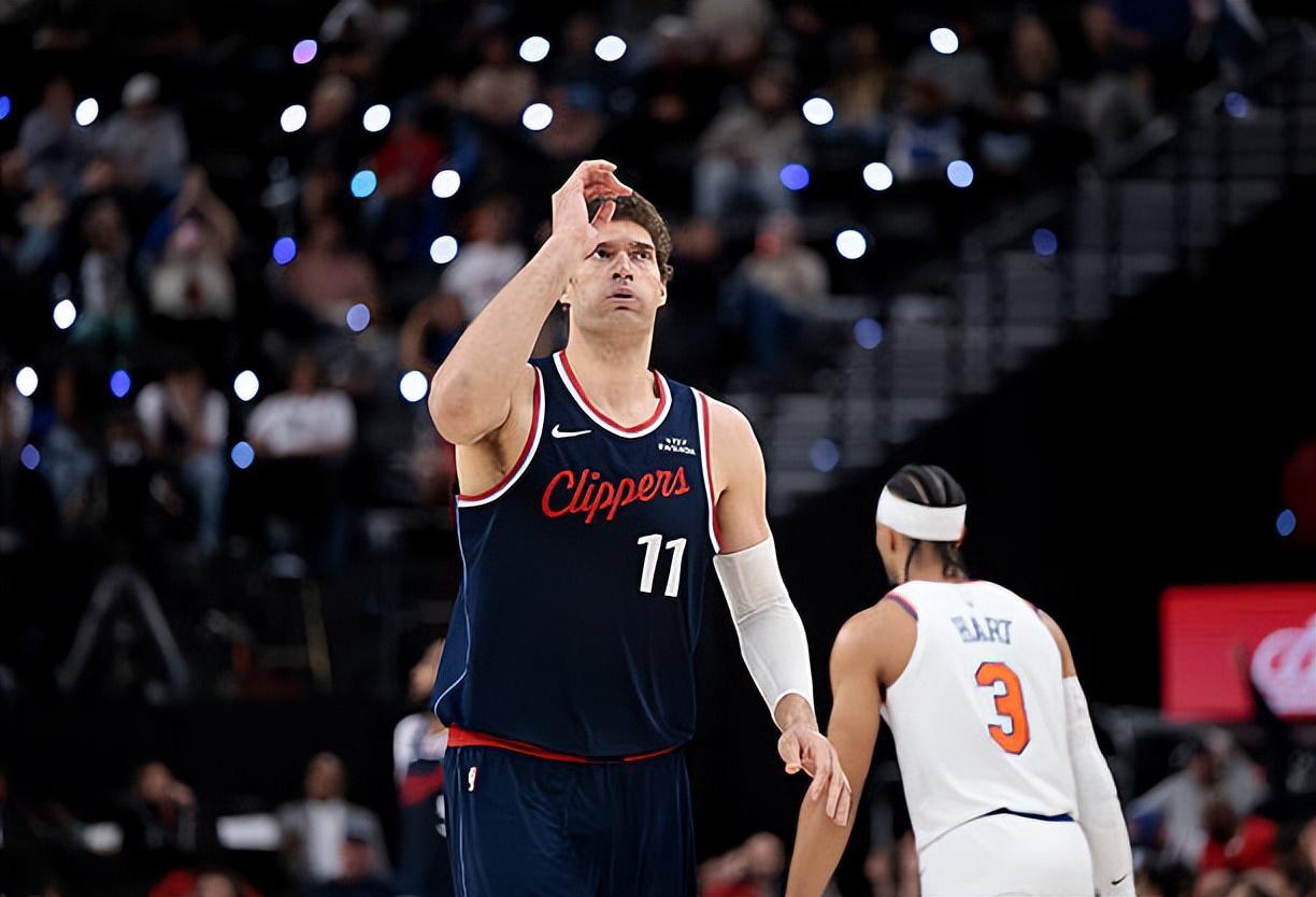 九游体育入口-被国王内线各种打爆！快船对于内线老将的使用方式存在巨大的问题