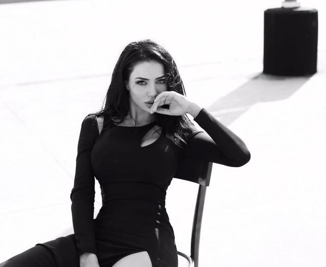 九游体育-【伯辣图】旅馆里的过客，谁不是外围？