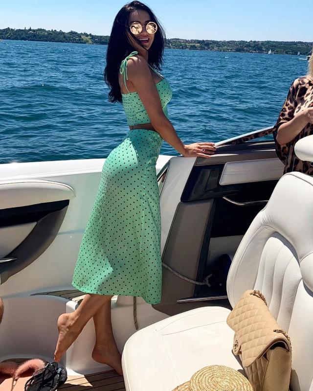 九游体育-【伯辣图】旅馆里的过客，谁不是外围？