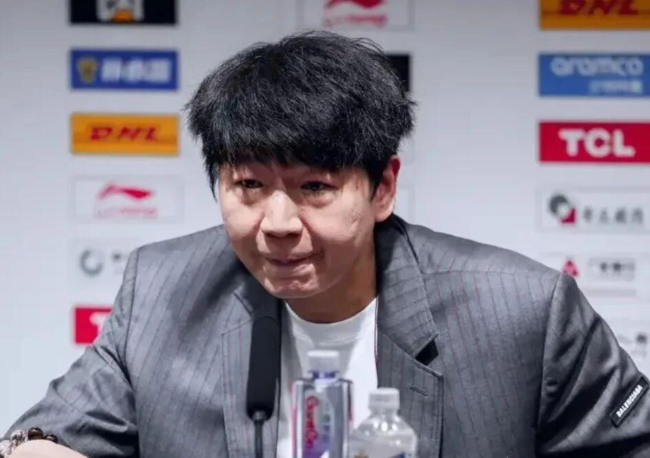 九游体育下载-山东男篮惨败，邱彪赛后爆粗：觉得很丢人，有球员就不是职业球员
